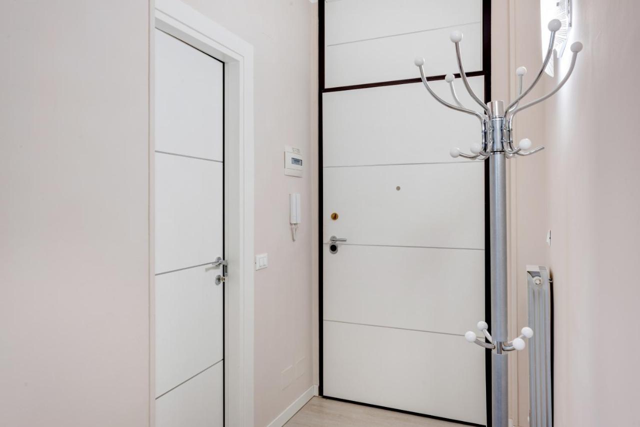 Luni Mare Bright Terrace Flat With Parking Appartement Marinella di Sarzana Buitenkant foto